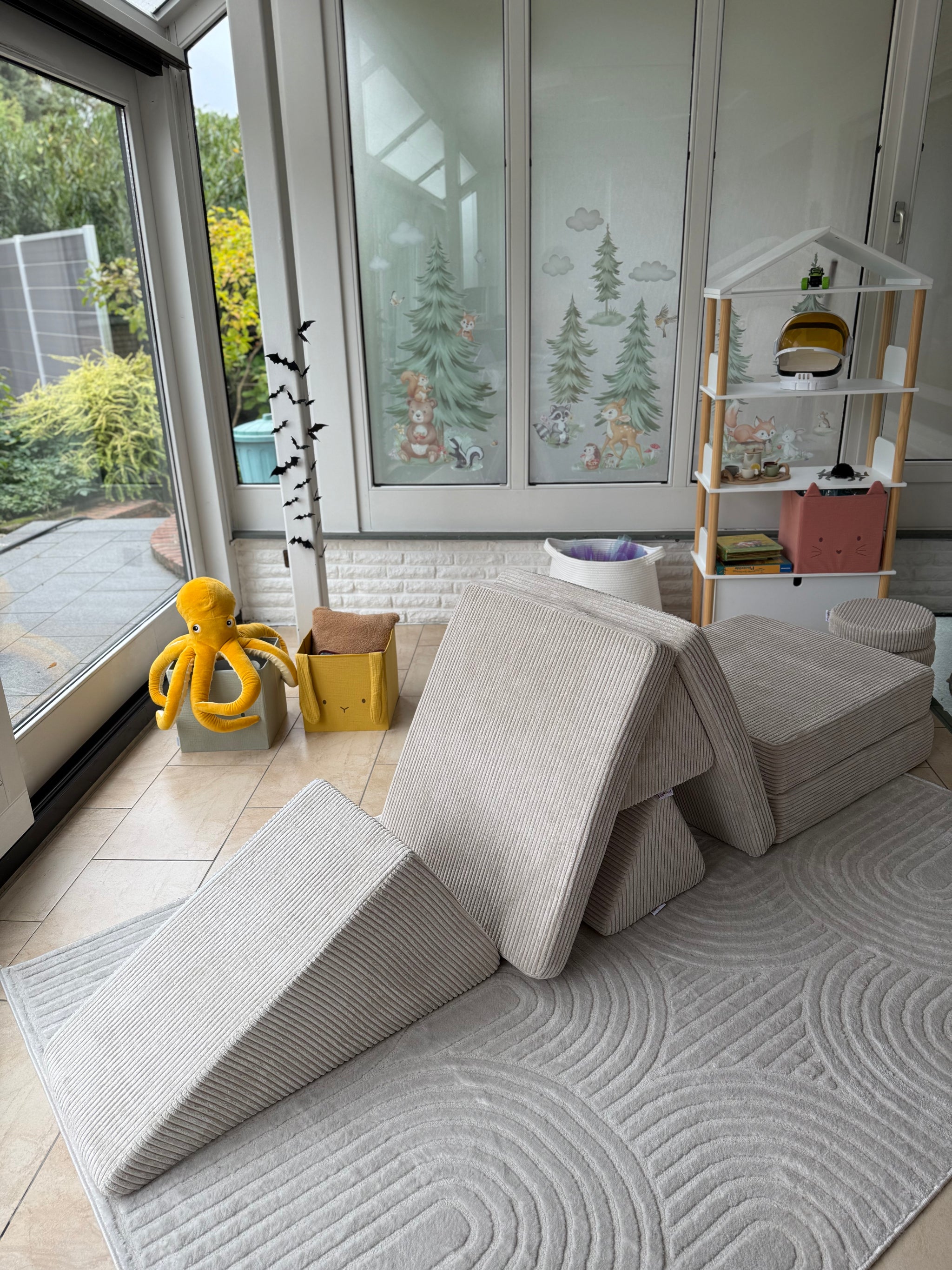 Chenille Spielsofa + Ri-Ra-Rutsch Rutsche + Zaubersteine